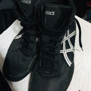ASICS wrestling shoes
